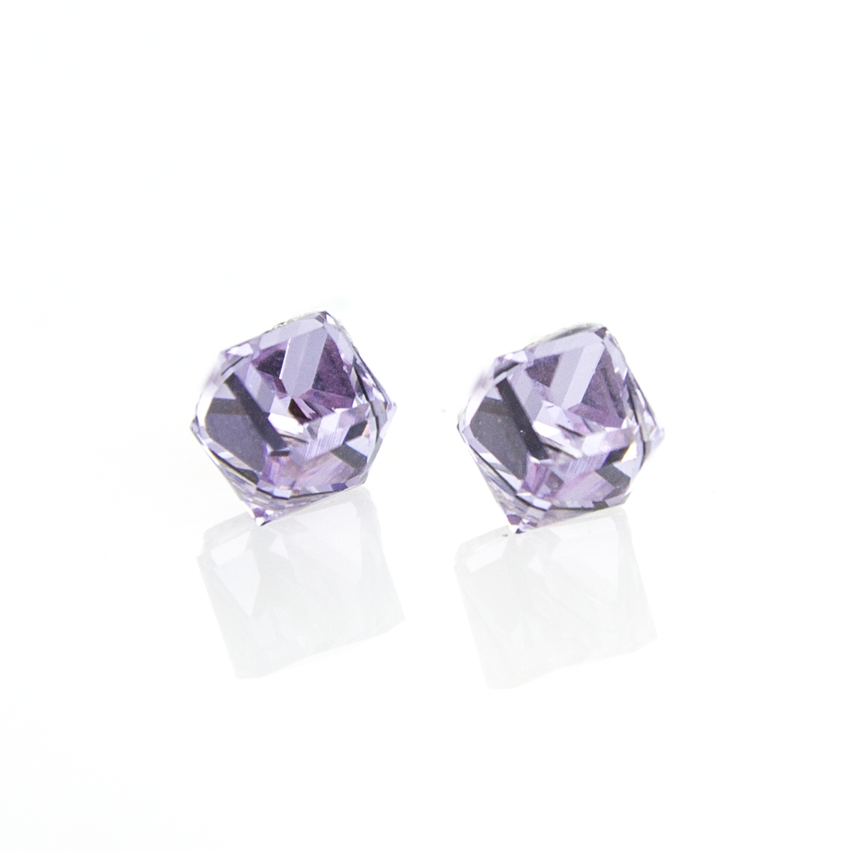Обици винт с австрийски кристали Кубче 4мм violet