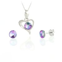 Art.No.vl1122ss29heartss29ovsfzd025- Сребърен комплект колие Сърце с обици винт от 
