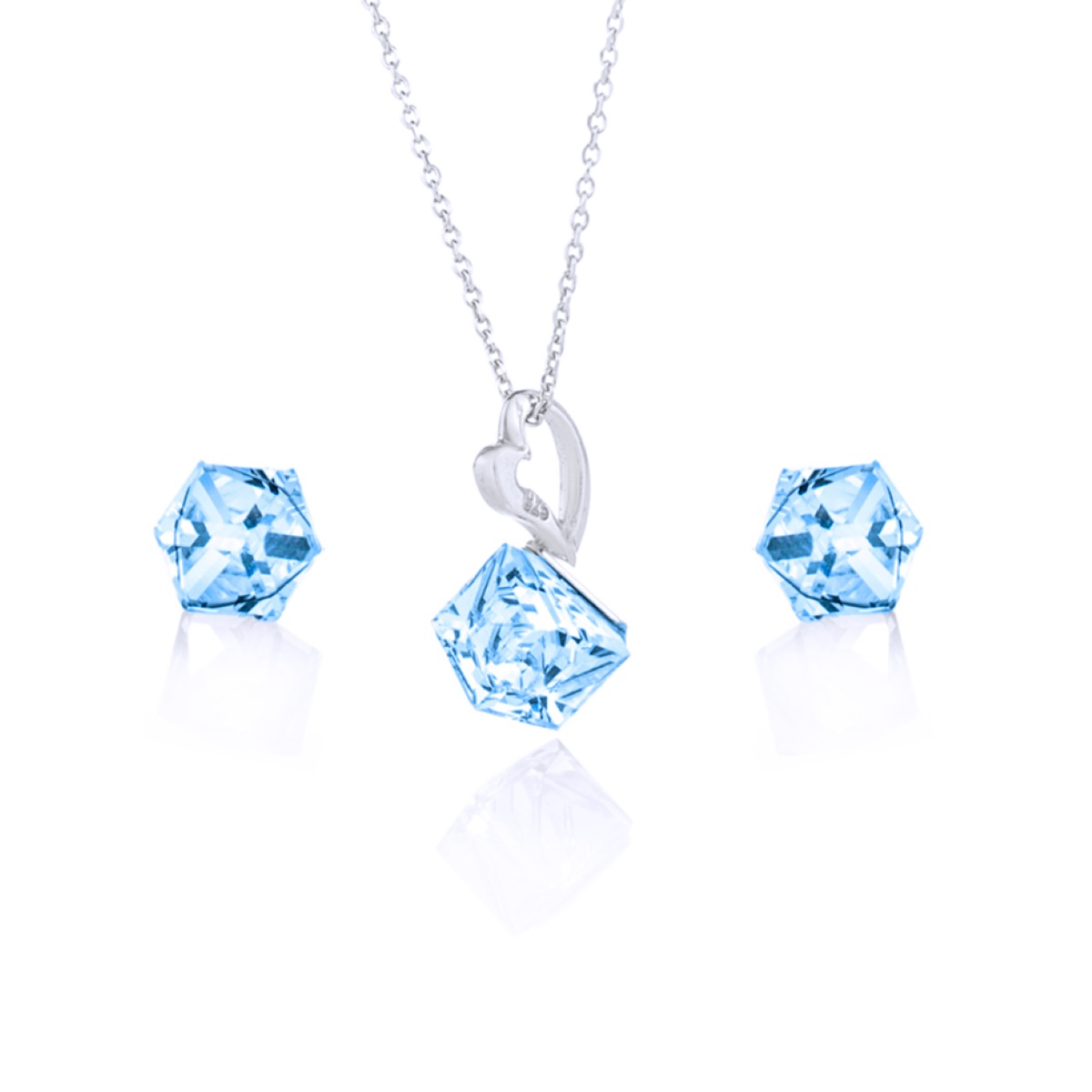 Сребърен комплект колие с обици винт Кубче 6мм aquamarine