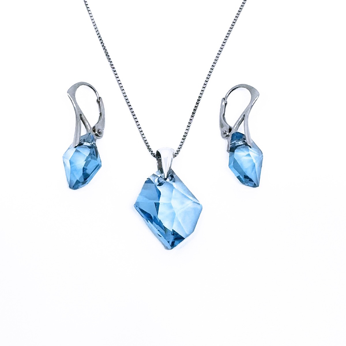 Сребърен комплект с австрийски кристали aquamarine