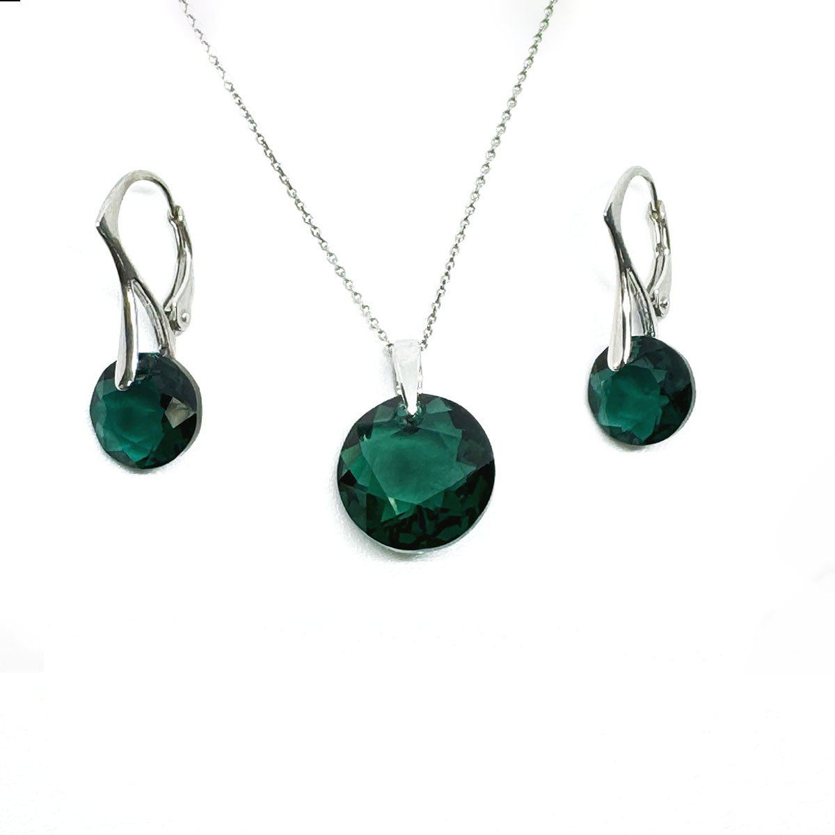 Сребърен комплект с ефектни австрийски кристали emerald