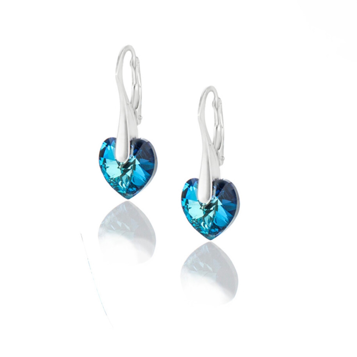 Малки сребърни обици с кристални сърца bermuda blue