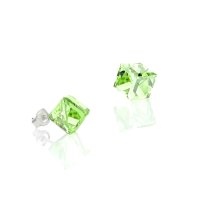 Art.No.p48418ovs- Сребърни обици винт с кристални кубчета 8мм peridot от  