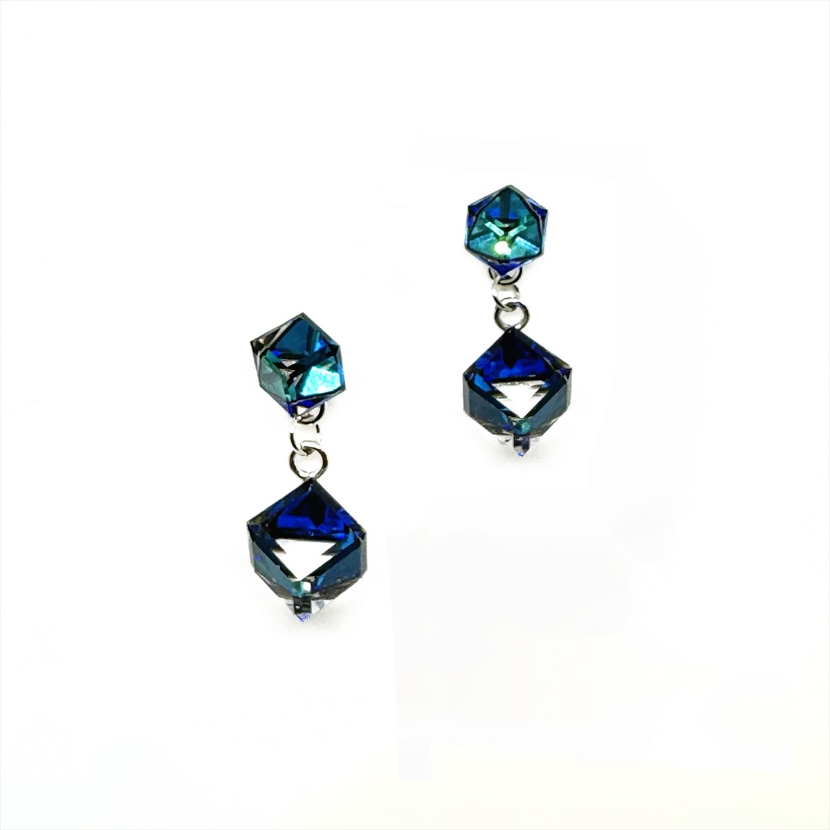 Обици сребро 925 Висящо кубче bermuda blue
