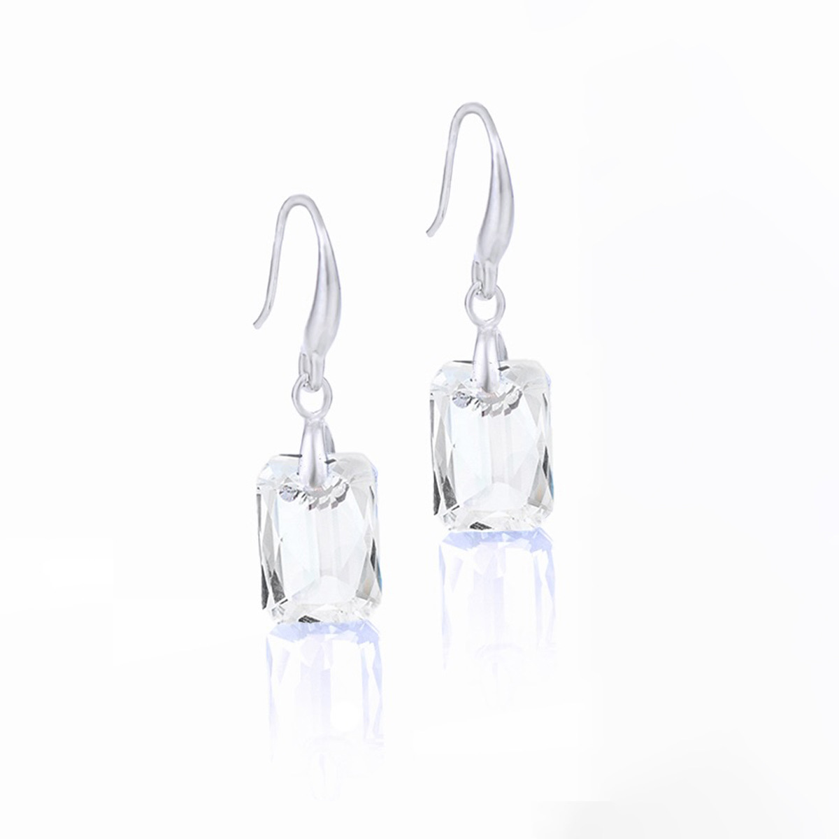Висящи обици на кука с правоъгълни кристали crystal shimmer