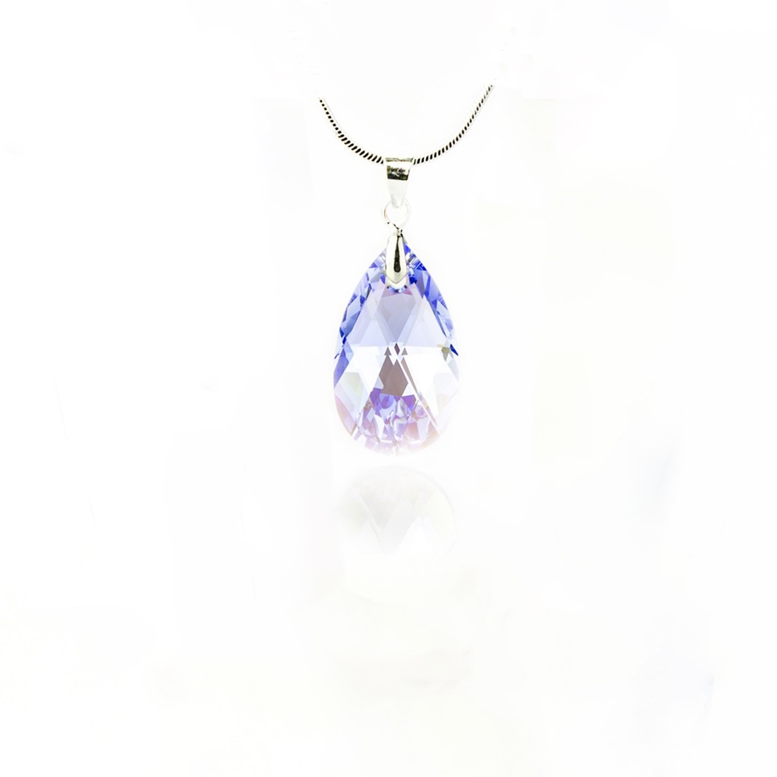 Кристално колие Класическа капка 16мм light sapphire shimmer