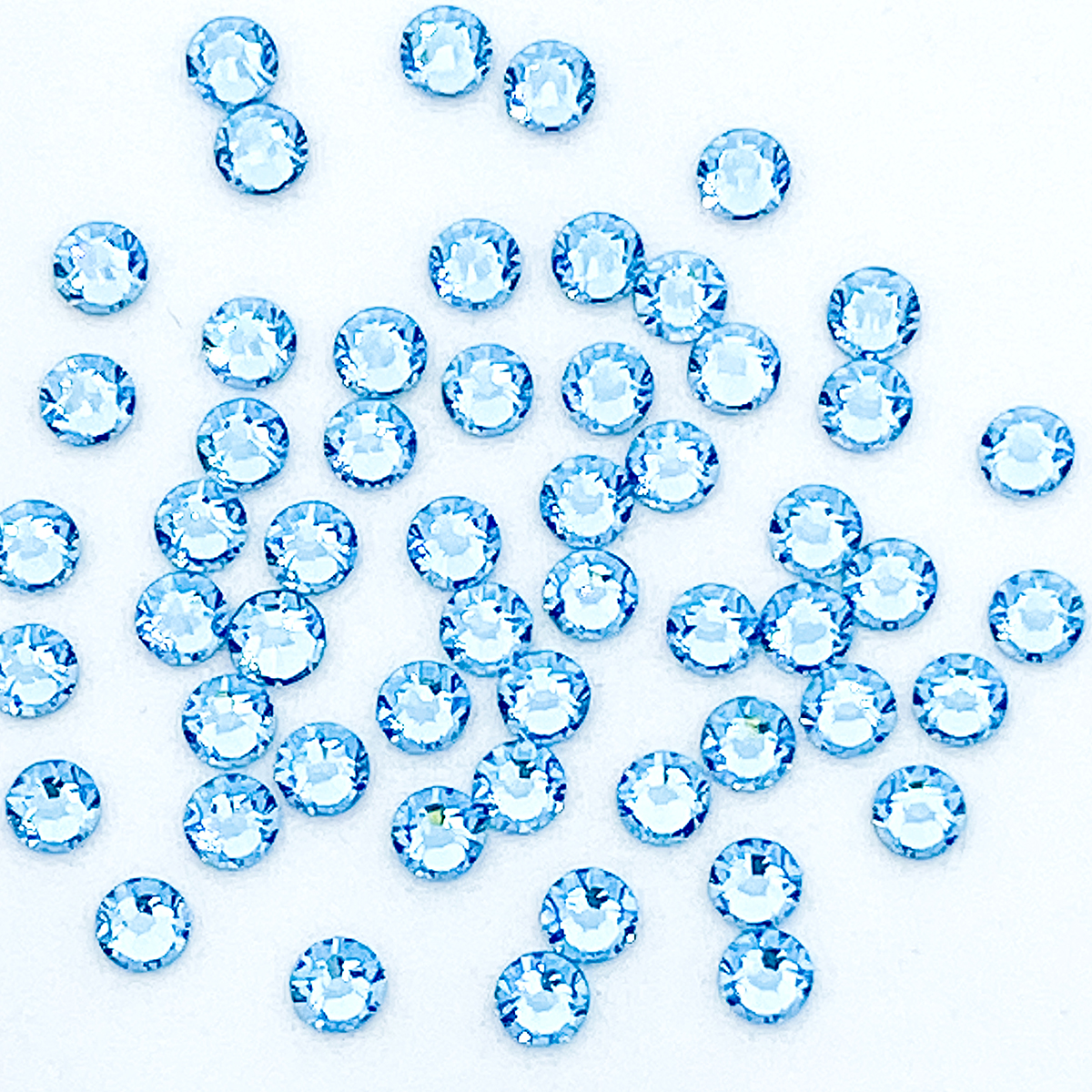 Австрийски кристали за нокти ss9 aquamarine