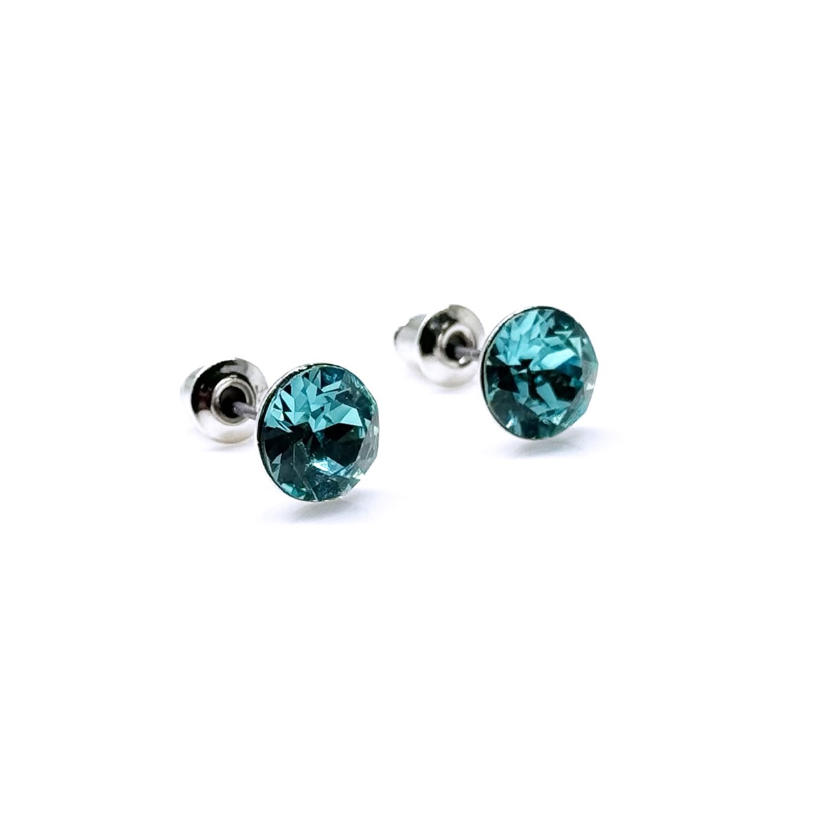 Обици винт с австрийски кристали Ксириус 7мм light turquoise